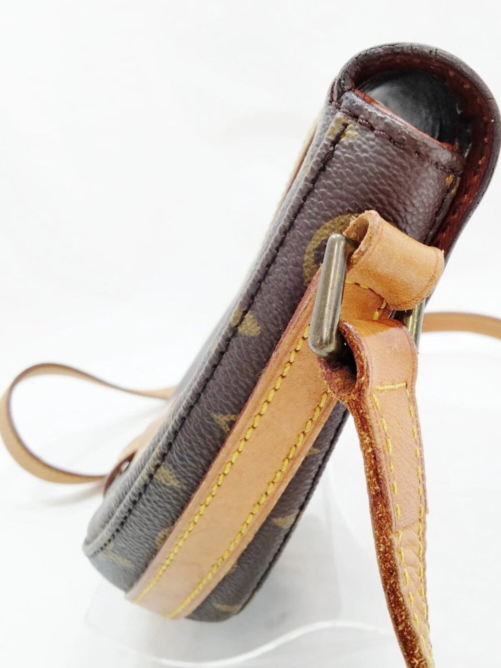 Authentic Louis Vuitton Chantilly PM Monogram Crossbody Saddle Bag - Picture 5 of 16